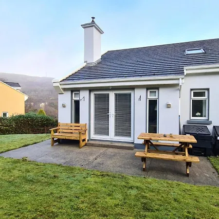 7 Owen Glen Clifden